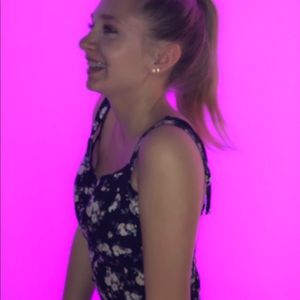 Meet your Posher, Chloe